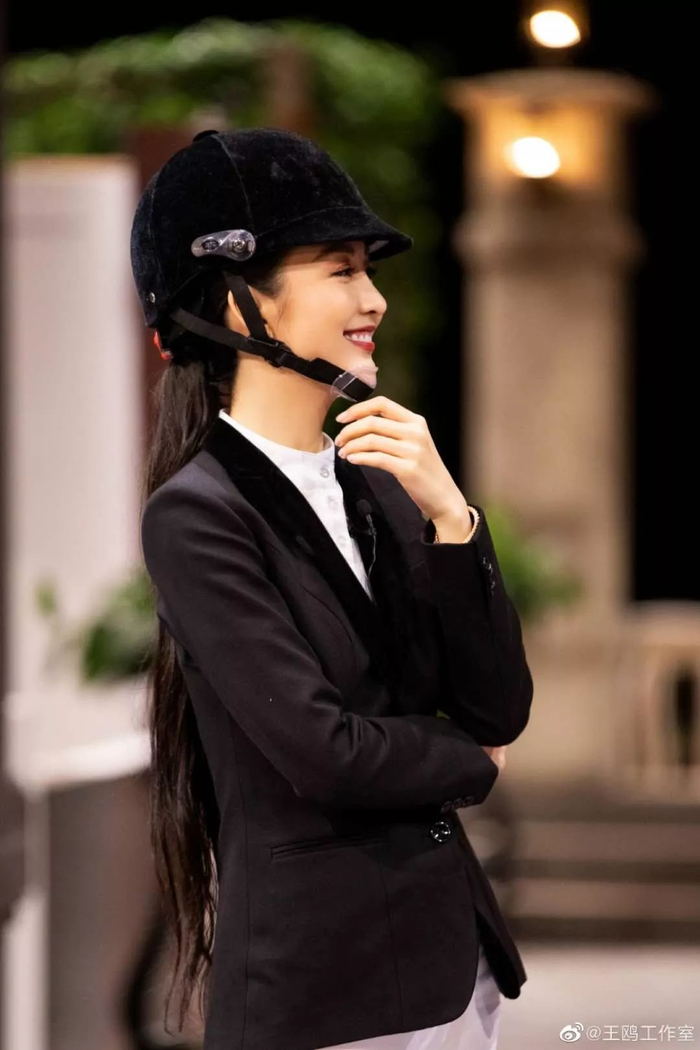 杨紫被黑了？倪妮感情的料？李易峰地位尴尬？